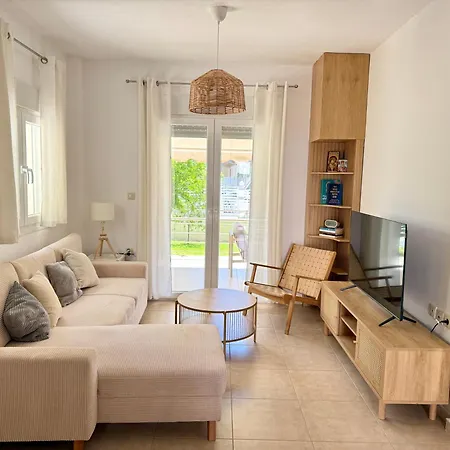 Appartement New With Private Yard 150m From *