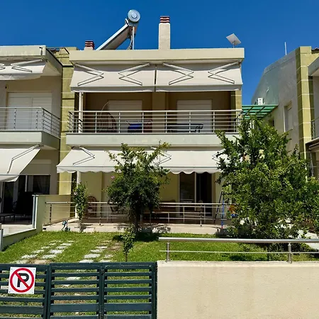 New With Private Yard 150m From Νικήτη