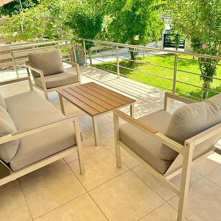 New With Private Yard 150m From Νικήτη